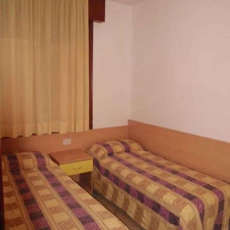 Guardamar Apartment Каорле Екстериор снимка