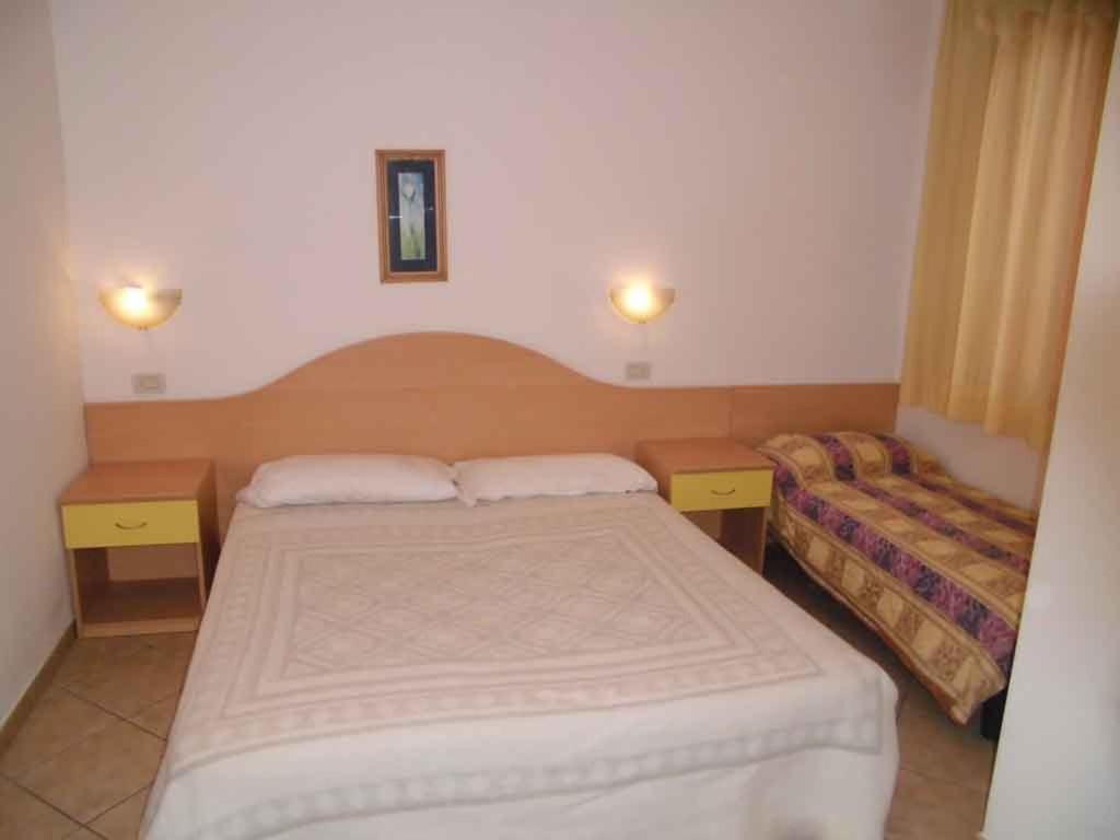 Guardamar Apartment Каорле Екстериор снимка