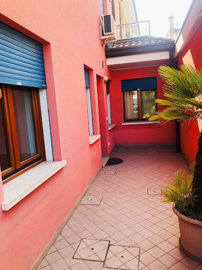 Guardamar Apartment Каорле Екстериор снимка