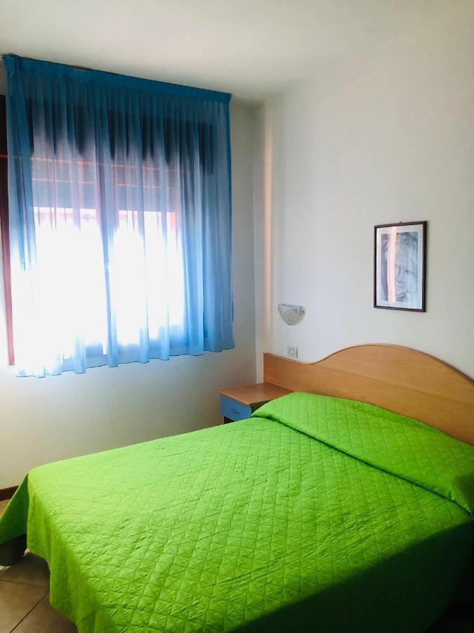Guardamar Apartment Каорле Екстериор снимка